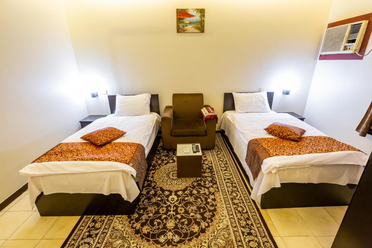 Al Eairy Furnished Apartments- Jeddah 1 Bagian luar foto
