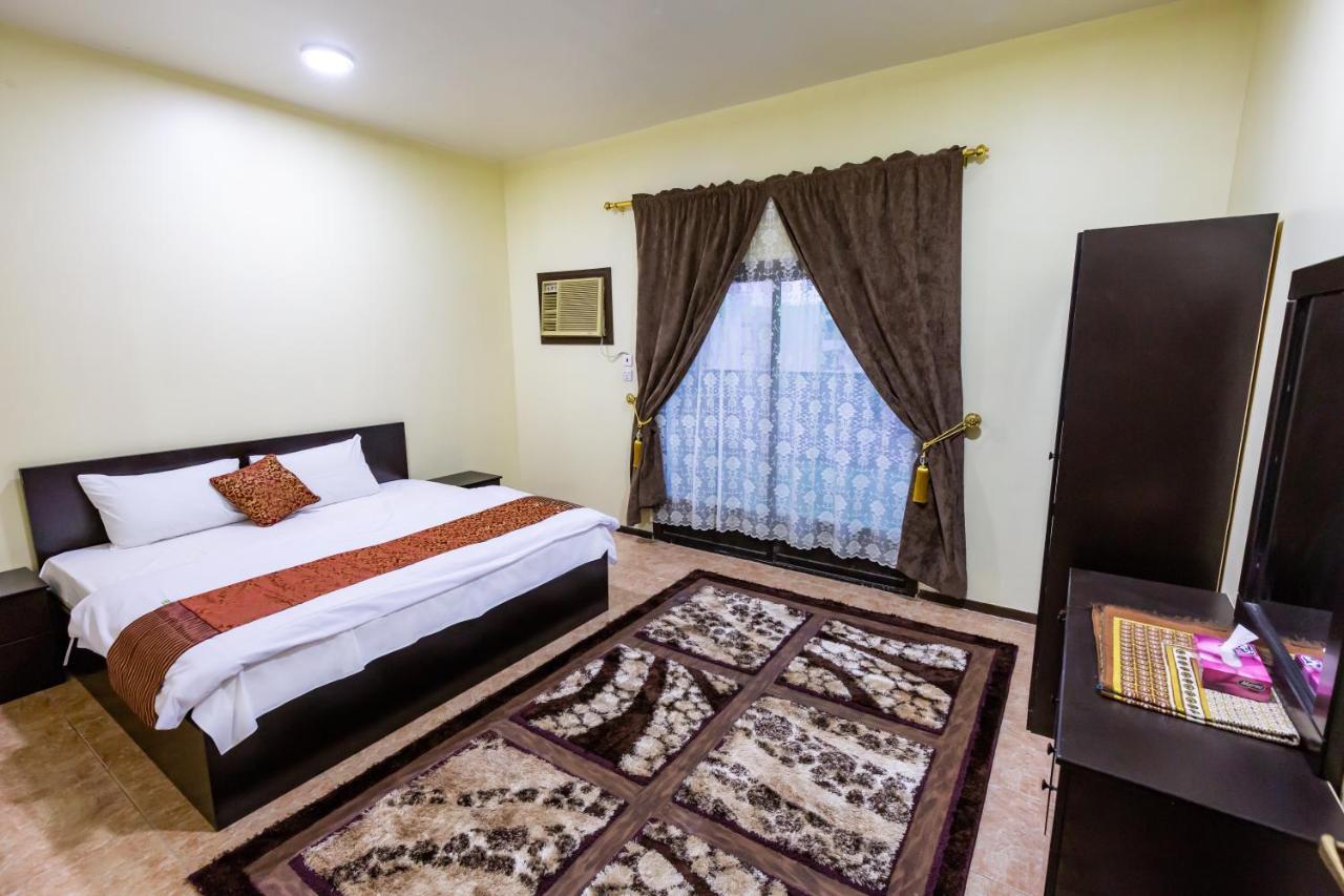 Al Eairy Furnished Apartments- Jeddah 1 Bagian luar foto