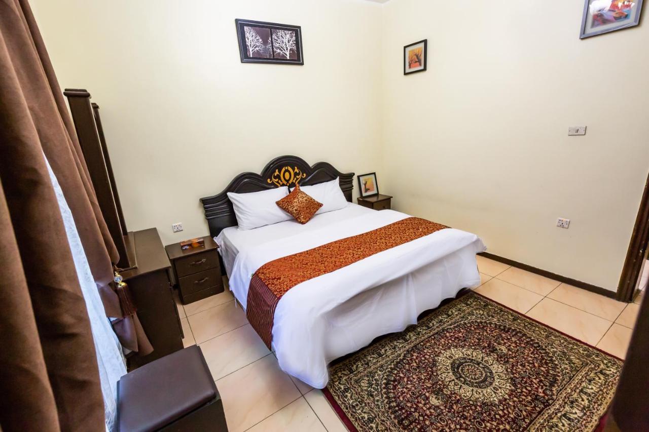 Al Eairy Furnished Apartments- Jeddah 1 Bagian luar foto