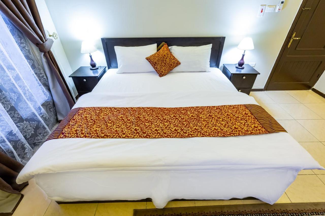 Al Eairy Furnished Apartments- Jeddah 1 Bagian luar foto