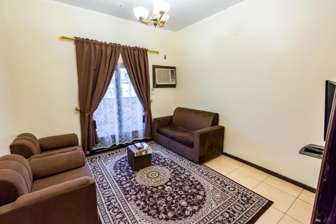 Al Eairy Furnished Apartments- Jeddah 1 Bagian luar foto
